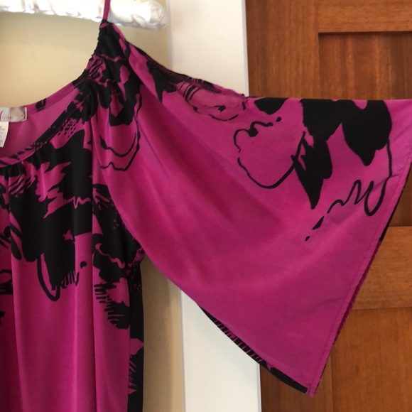 Cold Shoulder Pink Floral Dress - Picture 4 of 8